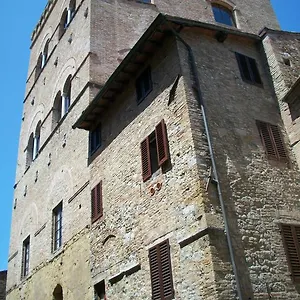 La Torre Nomipesciolini Pensjonat